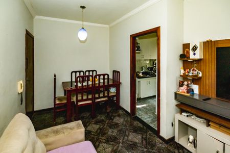 Apartamento à venda com 3 quartos, 62m² em Letícia, Belo Horizonte