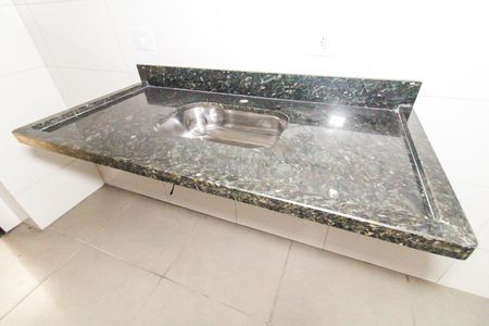 Apartamento à venda com 46m², 2 quartos e 1 vaga Apartamento à venda com 46m², 2 quartos e 1 vagaSala/Cozinha