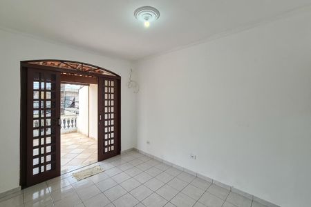 Casa à venda com 240m², 3 quartos e 2 vagasSala
