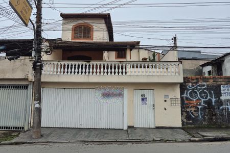 Fachada de casa à venda com 3 quartos, 240m² em Bairro dos Casa, São Bernardo do Campo