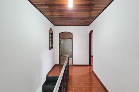 corredor de casa à venda com 3 quartos, 240m² em Bairro dos Casa, São Bernardo do Campo