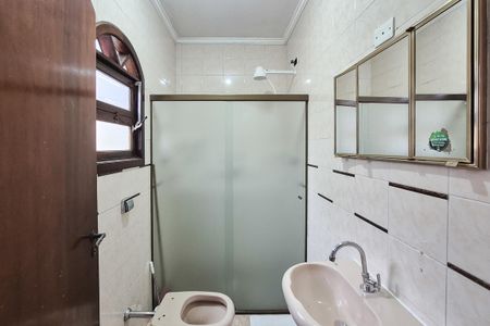Banheiro Social de casa à venda com 3 quartos, 240m² em Bairro dos Casa, São Bernardo do Campo