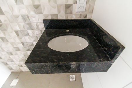 Apartamento à venda com 52m², 2 quartos e 1 vaga Apartamento à venda com 52m², 2 quartos e 1 vagaBanheiro
