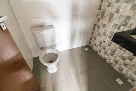 Apartamento à venda com 52m², 2 quartos e 1 vaga Apartamento à venda com 52m², 2 quartos e 1 vagaBanheiro