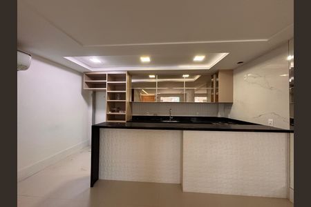 Casa de condomínio à venda com 150m², 3 quartos e 1 vagaCozinha