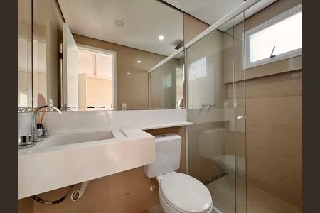 Casa de condomínio à venda com 150m², 3 quartos e 1 vagaSuíte - Banheiro