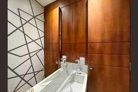 Casa de condomínio à venda com 150m², 3 quartos e 1 vagaLavabo