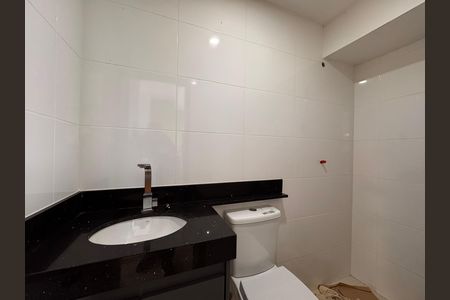 Casa de condomínio à venda com 150m², 3 quartos e 1 vagaBanheiro Social