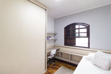 Casa para alugar com 170m², 4 quartos e 4 vagas Casa para alugar com 170m², 4 quartos e 4 vagasQuarto 1