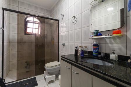 Casa para alugar com 170m², 4 quartos e 4 vagas Casa para alugar com 170m², 4 quartos e 4 vagasBanheiro