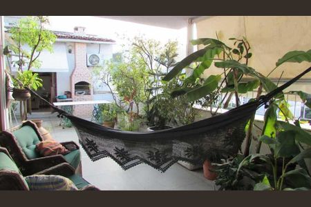 Apartamento à venda com 277m², 4 quartos e 1 vaga