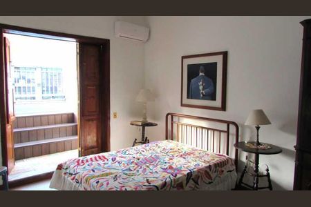 Apartamento à venda com 277m², 4 quartos e 1 vaga