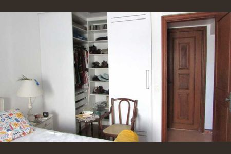 Apartamento à venda com 277m², 4 quartos e 1 vaga