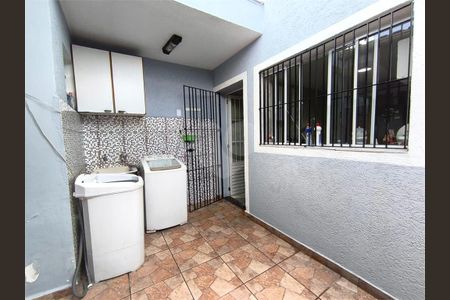 Casa à venda com 2 quartos, 142m² em Jardim Modelo, São Paulo