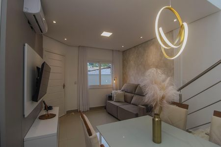 Sala de casa de condomínio à venda com 2 quartos, 90m² em Tristeza, Porto Alegre