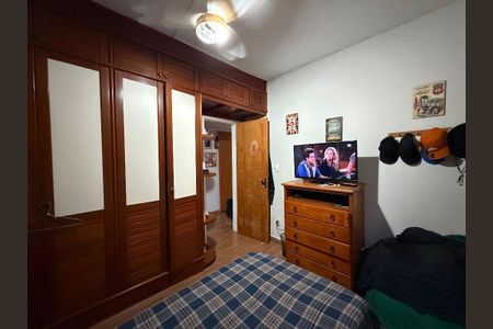 Casa à venda com 137m², 4 quartos e 2 vagas