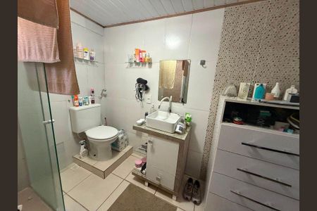 Casa à venda com 137m², 4 quartos e 2 vagas