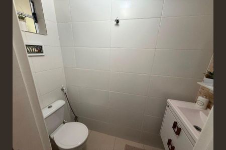 Casa à venda com 137m², 4 quartos e 2 vagas