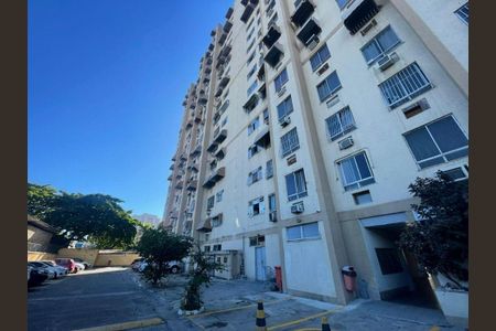 Apartamento à venda com 65m², 2 quartos e sem vaga