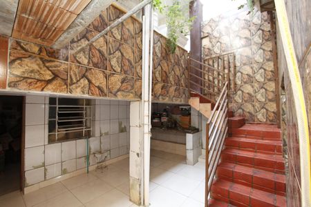 Varanda de casa à venda com 4 quartos, 125m² em Padre Eustáquio, Belo Horizonte