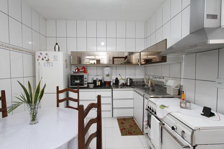 Cozinha de casa à venda com 4 quartos, 125m² em Padre Eustáquio, Belo Horizonte