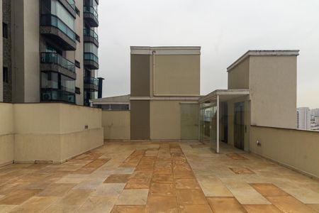 Apartamento para alugar com 37m², 2 quartos e sem vaga