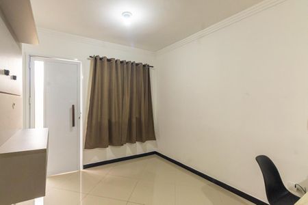 Apartamento para alugar com 37m², 2 quartos e sem vaga
