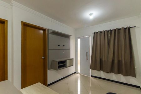 Apartamento para alugar com 37m², 2 quartos e sem vaga