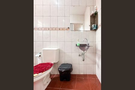 Casa à venda com 210m², 4 quartos e 2 vagas Casa à venda com 210m², 4 quartos e 2 vagasBanheiro da Suíte - Casa 1