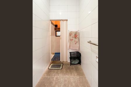 Casa à venda com 210m², 4 quartos e 2 vagas Casa à venda com 210m², 4 quartos e 2 vagasBanheiro Social - Casa 1