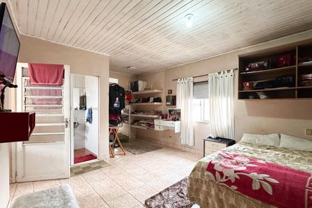 Casa à venda com 210m², 4 quartos e 2 vagas Casa à venda com 210m², 4 quartos e 2 vagasSuíte - Casa 1