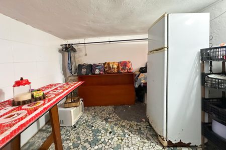 Casa à venda com 210m², 4 quartos e 2 vagas Casa à venda com 210m², 4 quartos e 2 vagasCozinha - Casa 3