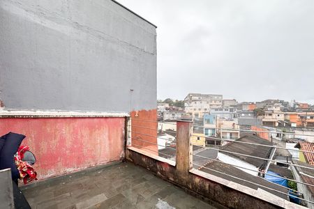 Casa à venda com 210m², 4 quartos e 2 vagas Casa à venda com 210m², 4 quartos e 2 vagasSacada do Quarto 2 - Casa 2