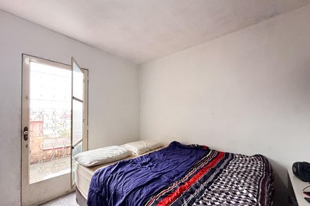 Casa à venda com 210m², 4 quartos e 2 vagas Casa à venda com 210m², 4 quartos e 2 vagasQuarto 2 - Casa 2