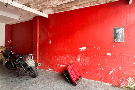 Casa à venda com 210m², 4 quartos e 2 vagas Casa à venda com 210m², 4 quartos e 2 vagasGaragem - Casa 2