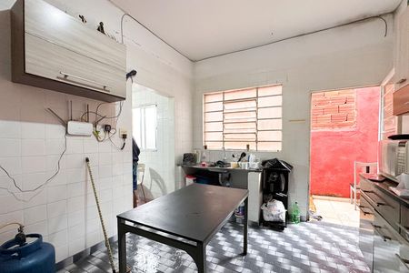 Casa à venda com 210m², 4 quartos e 2 vagas Casa à venda com 210m², 4 quartos e 2 vagasCozinha - Casa 2