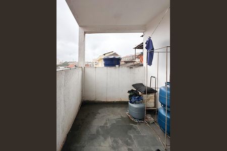 Casa à venda com 210m², 4 quartos e 2 vagas Casa à venda com 210m², 4 quartos e 2 vagasSacada do Quarto 1 - Casa 2