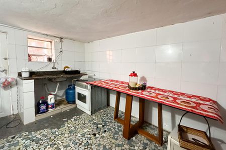 Casa à venda com 210m², 4 quartos e 2 vagas Casa à venda com 210m², 4 quartos e 2 vagasCozinha - Casa 3