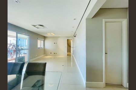 Apartamento à venda com 130m², 3 quartos e 2 vagas