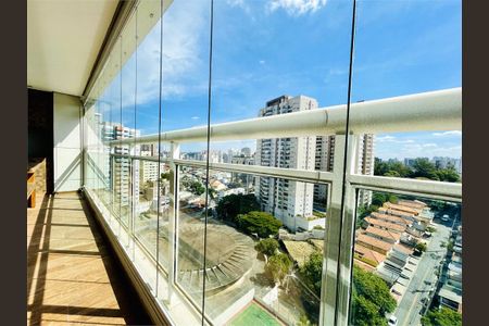 Apartamento à venda com 130m², 3 quartos e 2 vagas