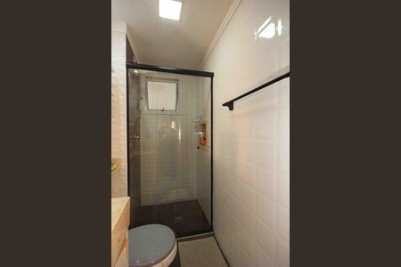 Apartamento à venda com 44m², 2 quartos e 1 vaga Apartamento à venda com 44m², 2 quartos e 1 vagaBanheiro