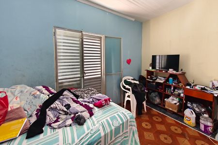 Casa à venda com 275m², 3 quartos e 4 vagasQuarto Suíte