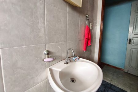 Casa à venda com 275m², 3 quartos e 4 vagasBanheiro Social