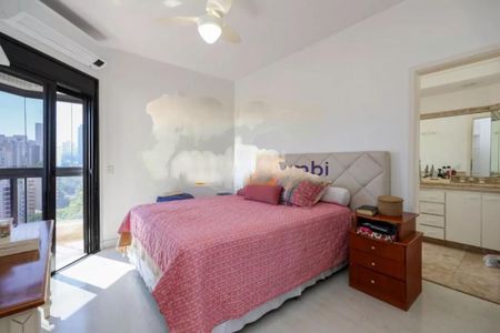 Apartamento à venda com 877m², 5 quartos e 8 vagas