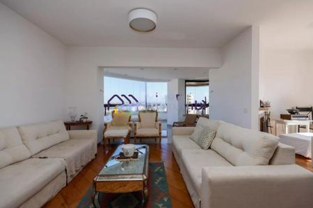 Apartamento à venda com 877m², 5 quartos e 8 vagas