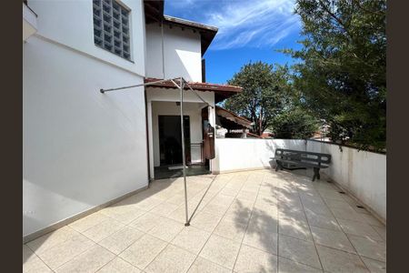 Casa à venda com 300m², 5 quartos e 5 vagas