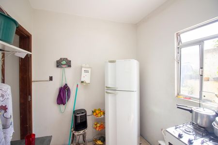 Casa à venda com 100m², 4 quartos e 3 vagasCozinha e Área de Serviço