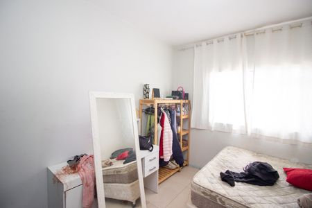 Casa à venda com 100m², 4 quartos e 3 vagasQuarto 1