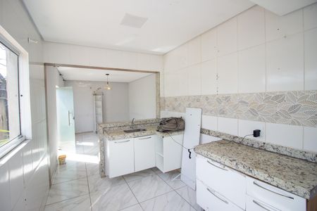 Casa à venda com 100m², 4 quartos e 3 vagasCozinha e Área de Serviço