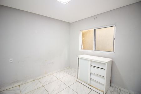 Casa à venda com 100m², 4 quartos e 3 vagasQuarto 3
